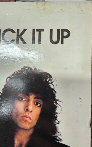 Kiss- Lick It Up (Light Sleeve Wear)