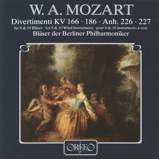 the album cover for BlÃ¤ser Der Berliner Philharmoniker - Divertimenti for 8 & 10 Wind Instruments