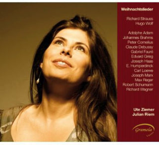 the album cover for Julian Riem - Weihnachtslieder