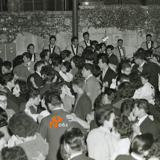 the album cover for The Royal Jesters - English Oldies