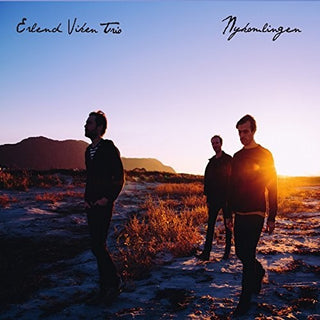 the album cover for Cranner / Viken - Nykomlingen