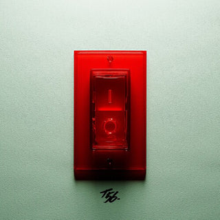 Ten56.- Io - Red