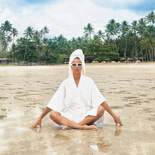 the album cover for Adi Oasis - Silver Lining (Uk)