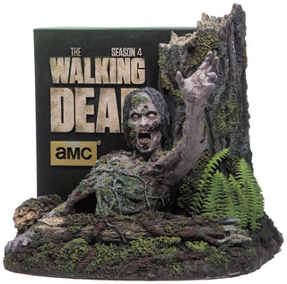 Walking Dead Season 4 Limited Edition Tree Zombie Set (Sealed)