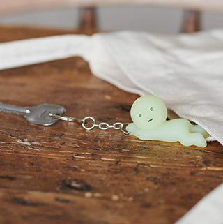 Smiski Keychain (Grabbing) Keychain