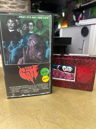The Gate (Blood Splatter VHS) (Brainbuster Video)