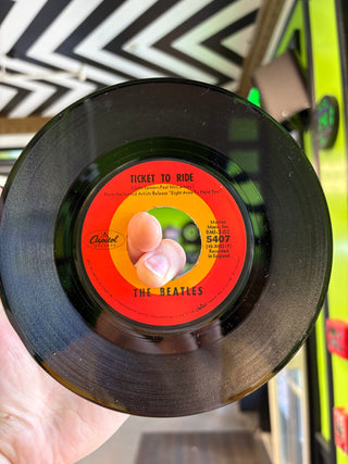 The Beatles- Ticket To Ride / Yes It Is (Light Superficial Wear On Both Sides)