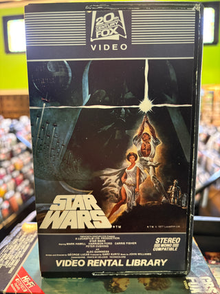 Star Wars (1982 Video Rental Library 20th Century Fox Edition) (Original Clamshell Case Deteriorations, Priced Accordingy)