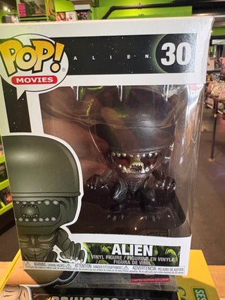 Funko POP Alien Xenomorph (Alien) (Light Box Damage)