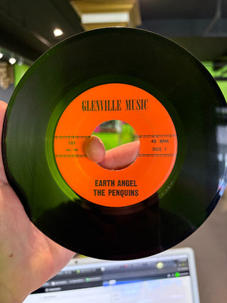 The Penguins- Earth Angel / Hey Senorita