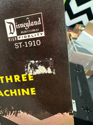 Disney- Story And Songs About Walt Disney's Three Little Pigs (Old Sticker Damage Front Of Sleeve) (Used Vinyl)