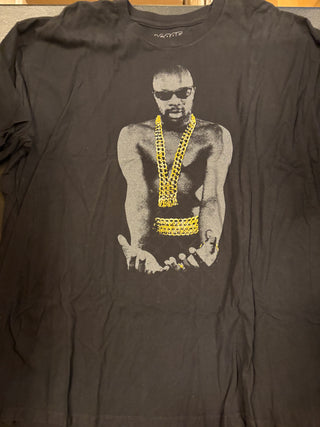 Isaac Hayes Gold Chains T-Shirt, Black, XXL