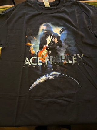 Ace Frehley Space Invader Tour 2016 T-Shirt, Black, L