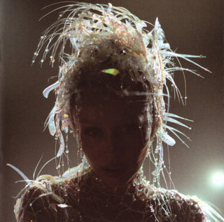 Miley Cyrus- Something Beautiful