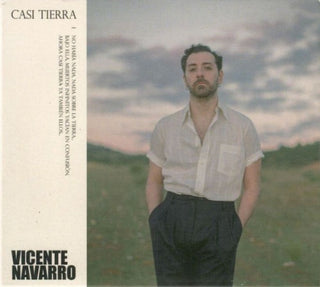 Navarro, Vicente- Casi Tierra