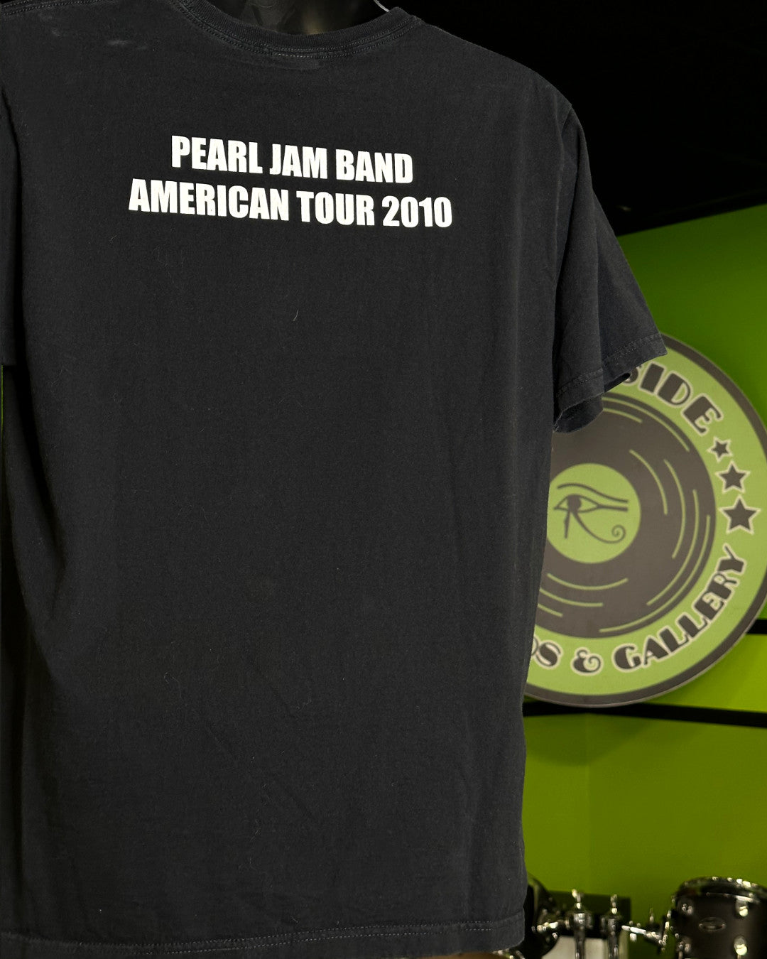Pearl Jam 2010 Tour Pocket Logo T-Shirt, Blk, L - Darkside Records